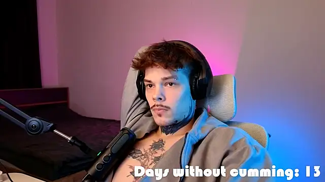 DENIS_HERE Adlı Modelin Canlı XXX Sohbeti