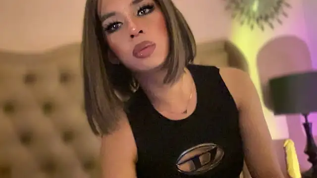 Worldclass_Maxxine_ Chat XXX in diretta