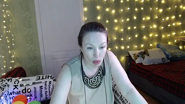 MarleneDietrich's Live XXX Chat