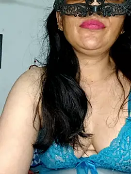 Chatroom XXX en direct de BhabhiPooja69