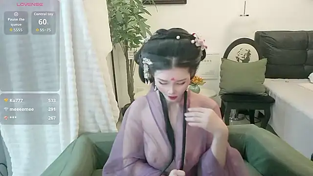 NANA-EET: онлайн-секс-чат