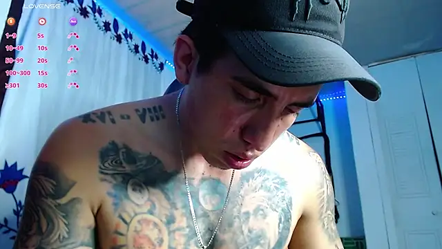 Adam_Hudsondn Live XXX chat