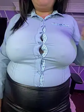 MiiaaJoness' Webcam Show