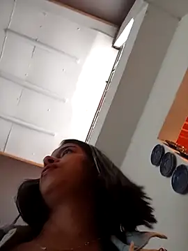 Nathaly_12 现场XXX聊天