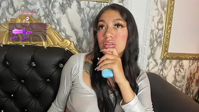 Chat XXX en directo de AlexiaCooperr