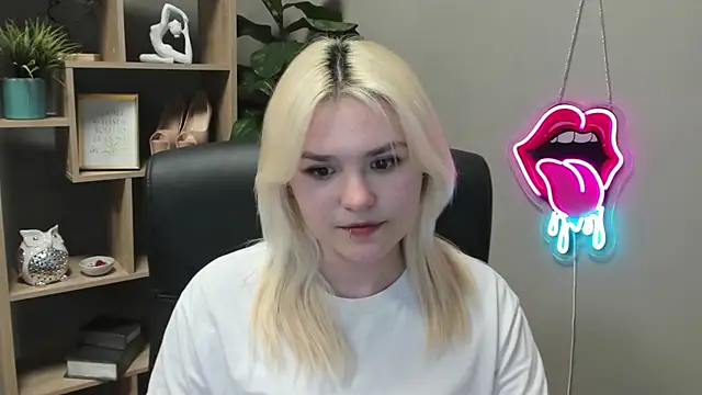 Chat XXX ao vivo de SweetLilyxo