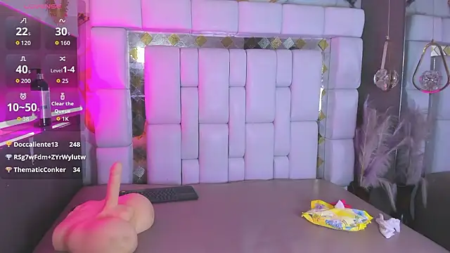 saray_white_'s Live XXX Chat