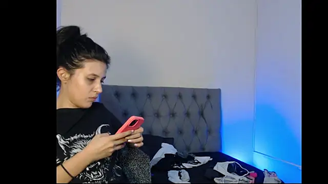 bellatrix25's Live XXX Chat