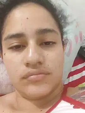 girl_tits élő XXX-chatje