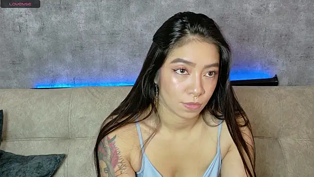 megan_bluee23 live XXX chat