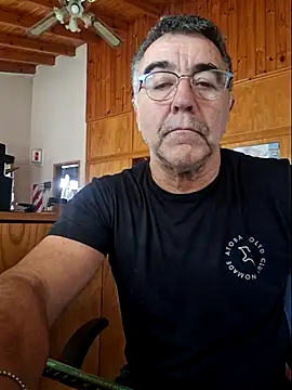 Show modela darialmas na web-kameri