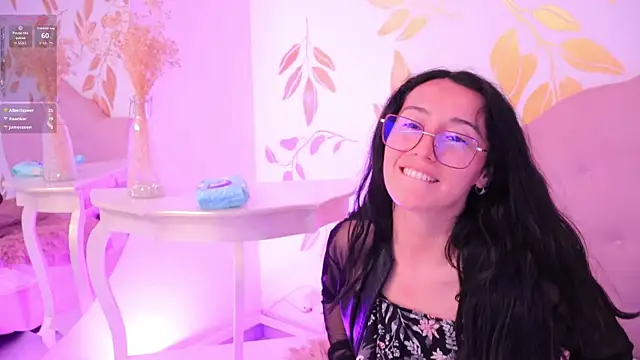 Ginevra_esposito Adlı Modelin Canlı XXX Sohbeti