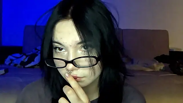 Goth_cute লাইভ XXX চ্যাট