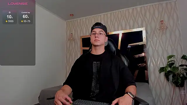 Chat XXX en directo de Noah_Clarkk