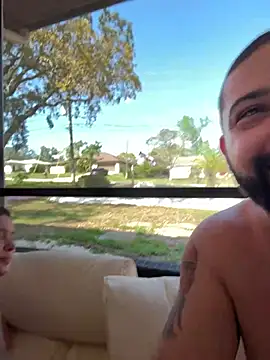 mangolini_parrocini Chat XXX live