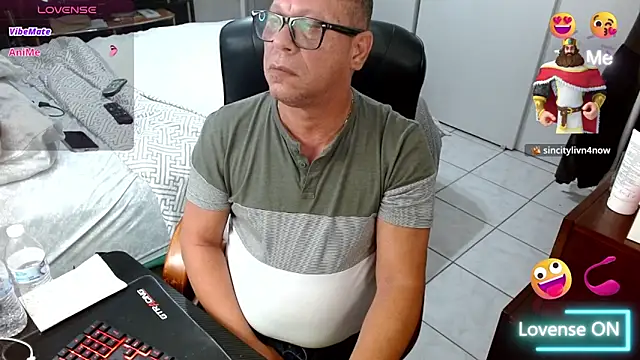 Chat XXX en directo de Axel_264