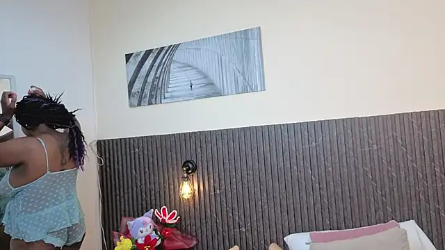 chanel_brunette Live XXX-chat