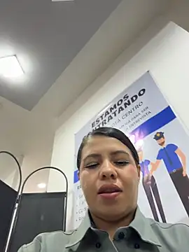 Ariana-07 webkamerás műsora