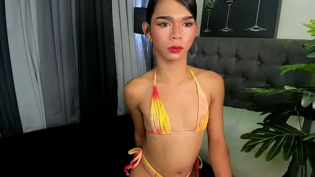 asianpetiteprincess Pertunjukan Webcam