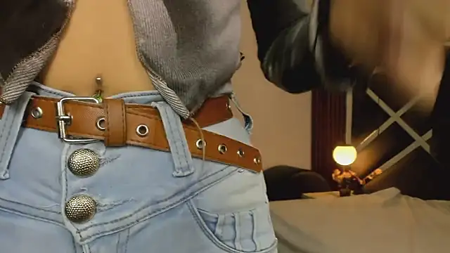 Ambarross_: онлайн-секс-чат