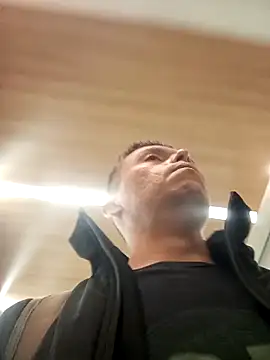 Chat XXX ao vivo de Damiianm