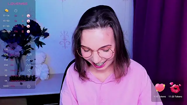 XXX chat uživo modela KindHazelHere_