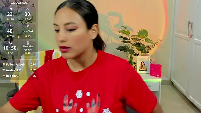 Cameroon-Diaz Live XXX-chat