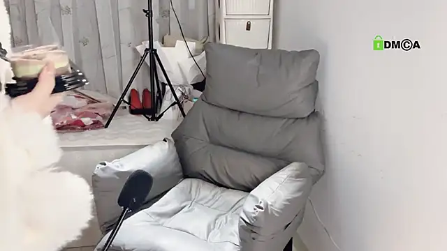 -sanhuamao- Show Webcam