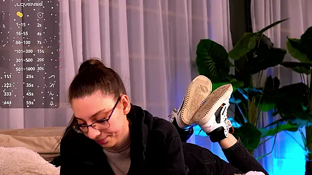 XXX chat uživo modela SereyaRose