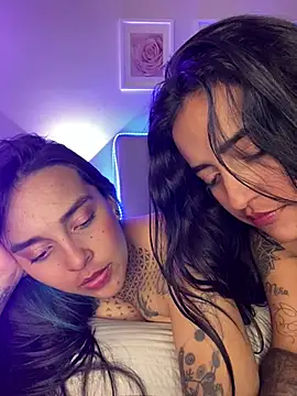 Annie_Alicee élő XXX-chatje