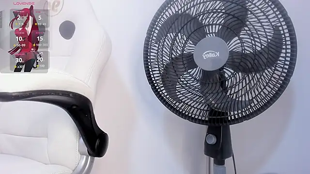 leimy_brownn's Live XXX Chat