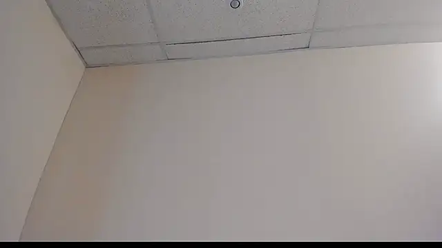 Wife4Cuck Adlı Modelin Web Kamerası Şovu