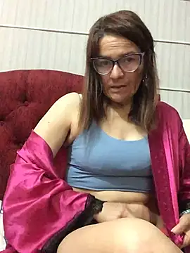 Dannial51 即時 XXX 聊天