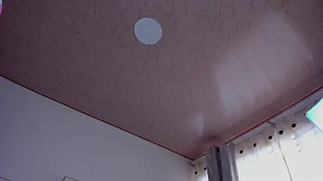 april_smiith Adlı Modelin Canlı XXX Sohbeti