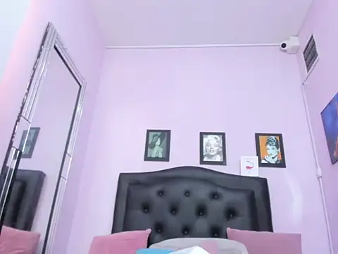 monalind220 现场XXX聊天