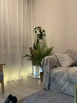 HotLdyllic 现场XXX聊天