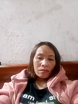 Stella-456 Adlı Modelin Canlı XXX Sohbeti