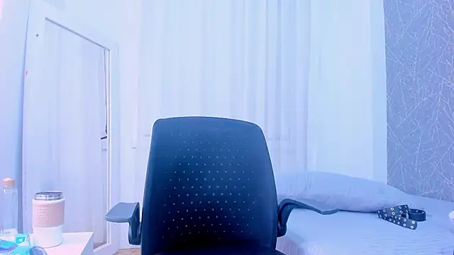 Živý XXX chat ViictoriiaSaenz