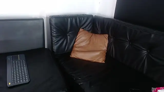 aylin_ferrer élő XXX-chatje