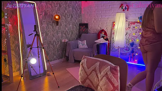 altertyan: απευθείας συνομιλία ΧΧΧ