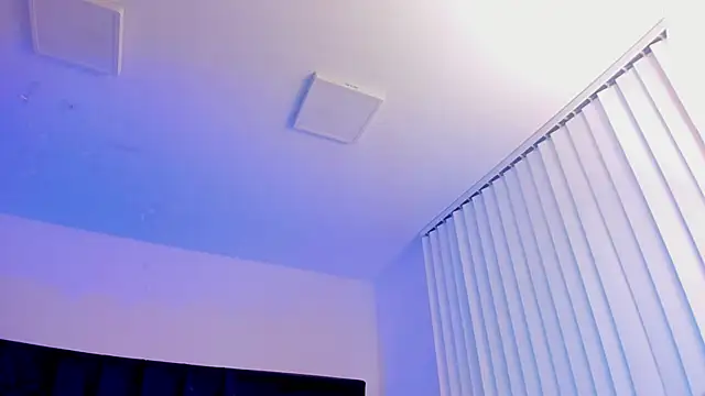 FaloonRoussel: онлайн-секс-чат