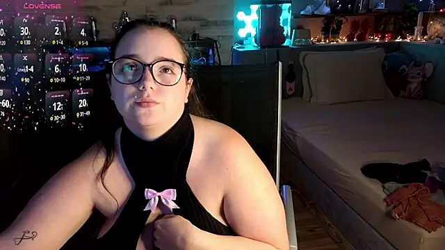 Kimberly-Caprice Live XXX-chat