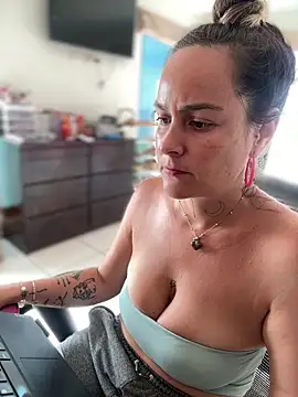 Chat XXX ao vivo de misslulipop