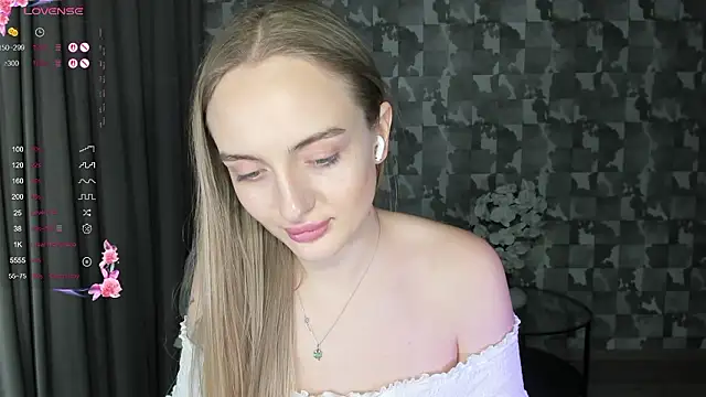 Онлайн чат XXX A_delina