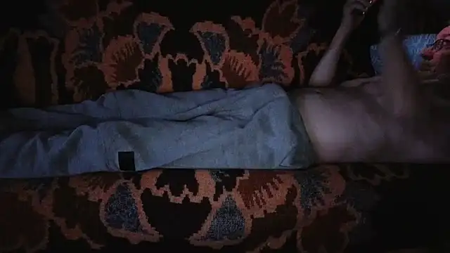 แชท XXX สดของ cumloverboyxx69