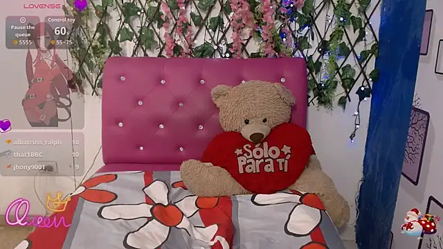 XXX chat uživo modela nikol_hot18