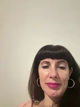 Czat XXX na żywo – LadyLuxLover