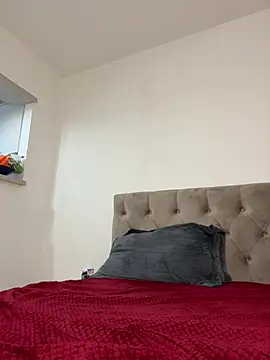 IrisBlues live XXX chat