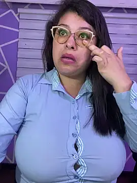 MiiaaJoness 在線直播表演