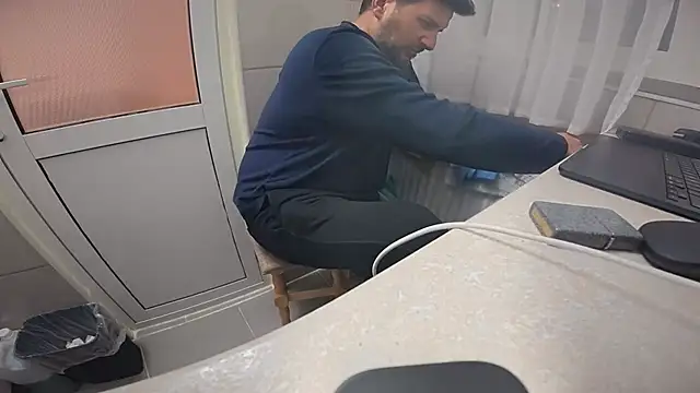 TARKAN1 Pertunjukan Webcam